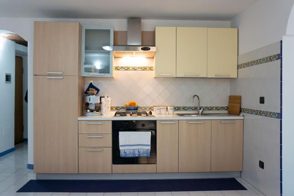 Peonia Blu Apartment Салерно Экстерьер фото